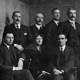 2127 Wire Room Source The Guardian (3).jpg